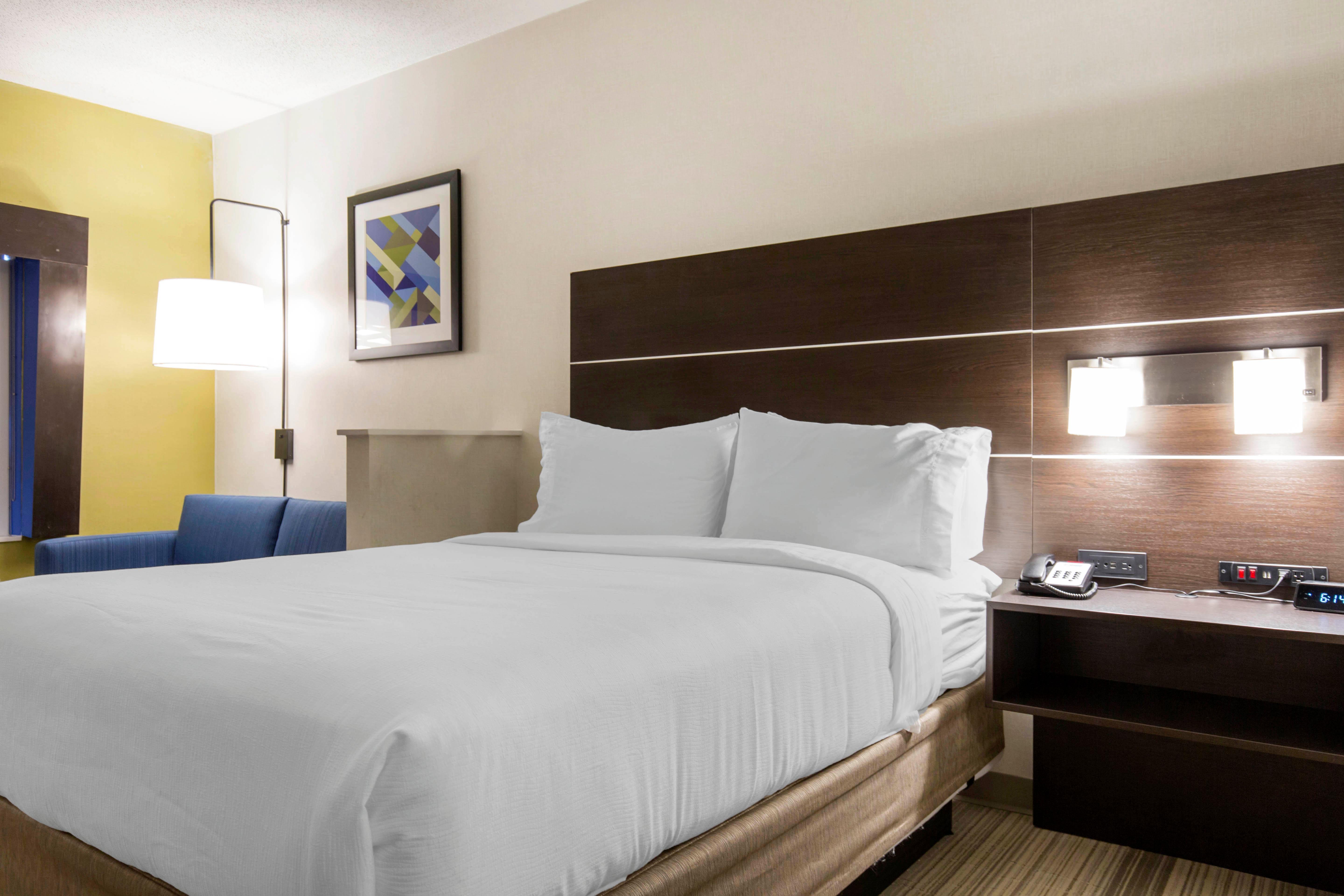 Holiday Inn Express And Suites Chicago West - St Charles By Ihg Сейнт Чарлз Екстериор снимка
