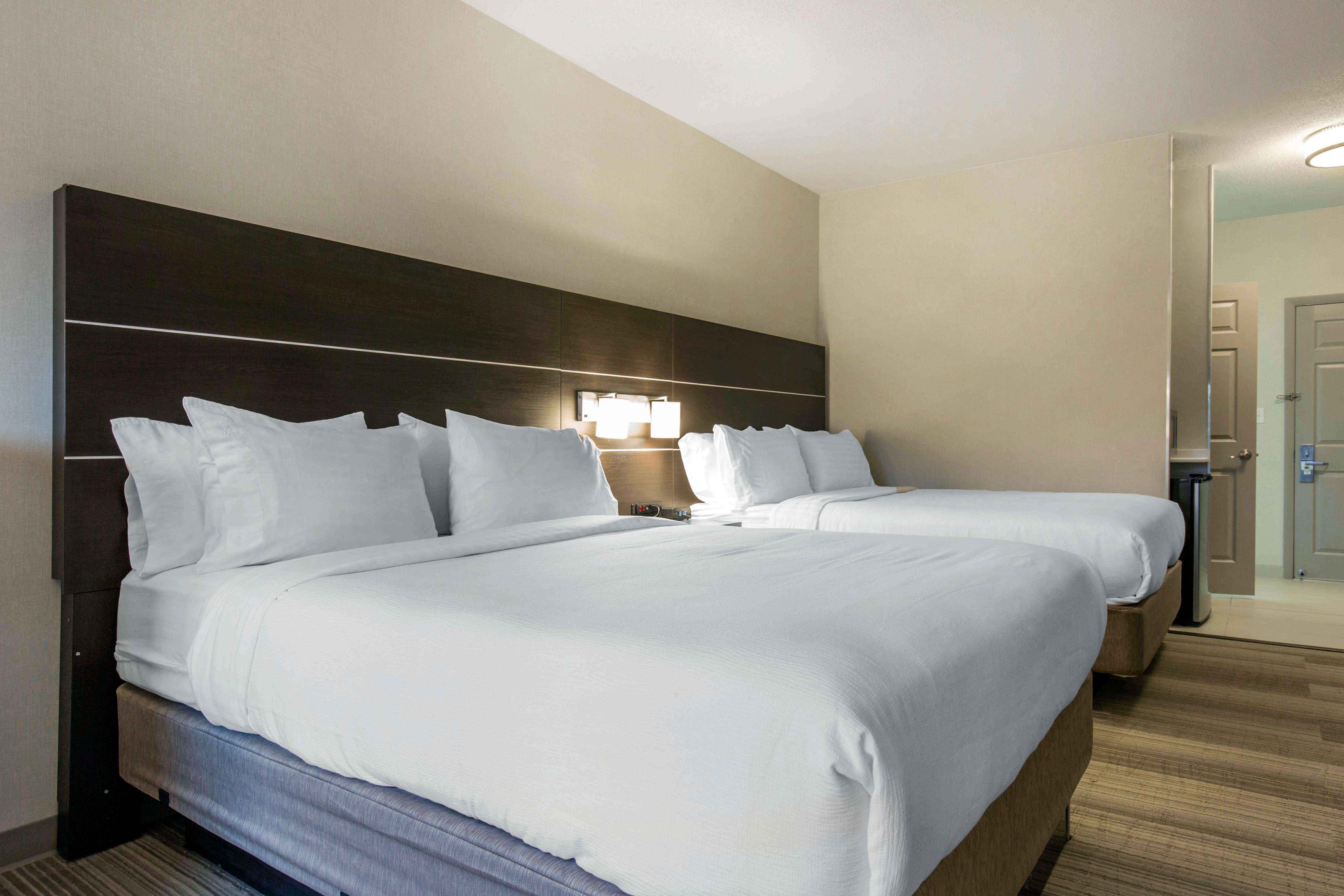 Holiday Inn Express And Suites Chicago West - St Charles By Ihg Сейнт Чарлз Екстериор снимка