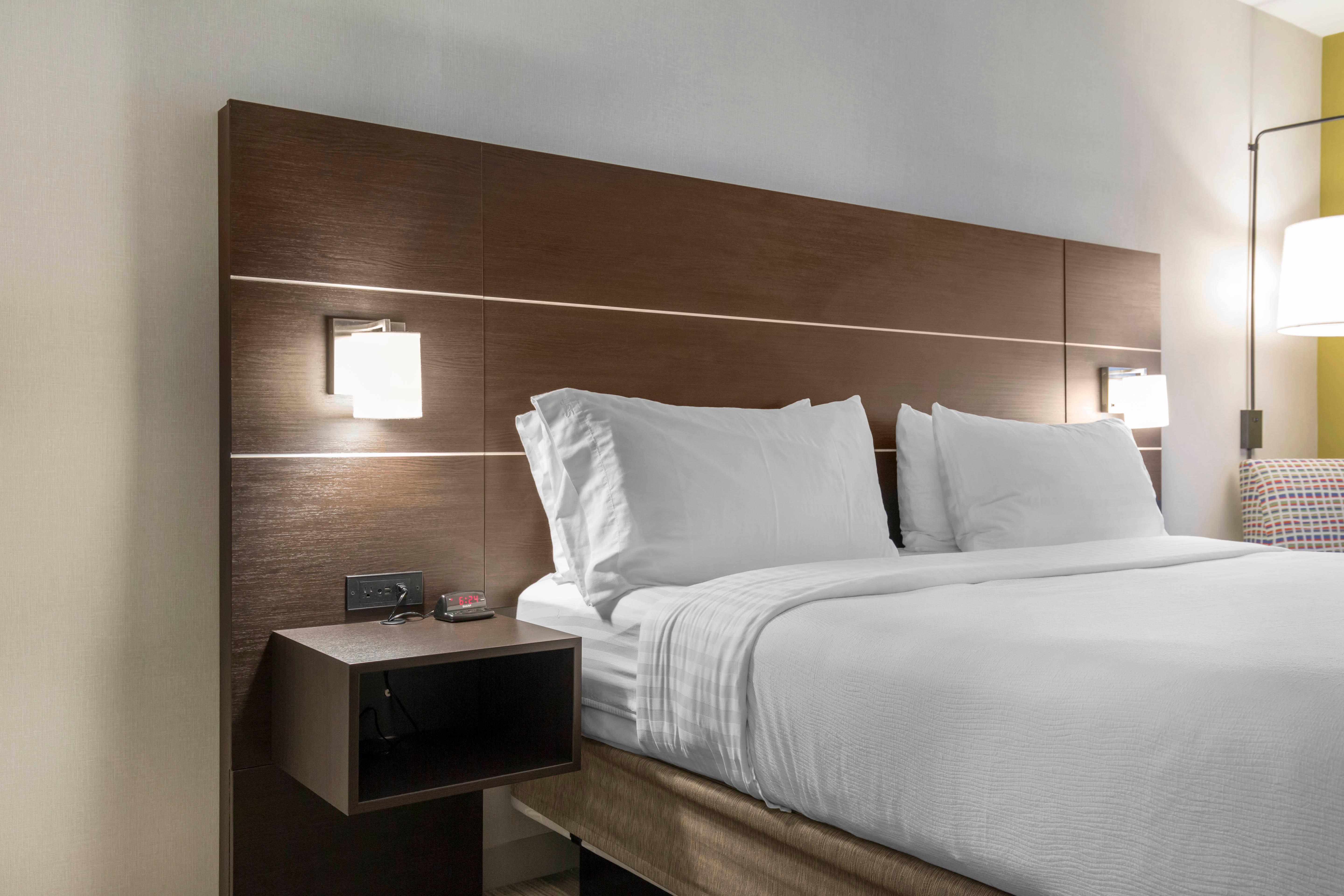 Holiday Inn Express And Suites Chicago West - St Charles By Ihg Сейнт Чарлз Екстериор снимка