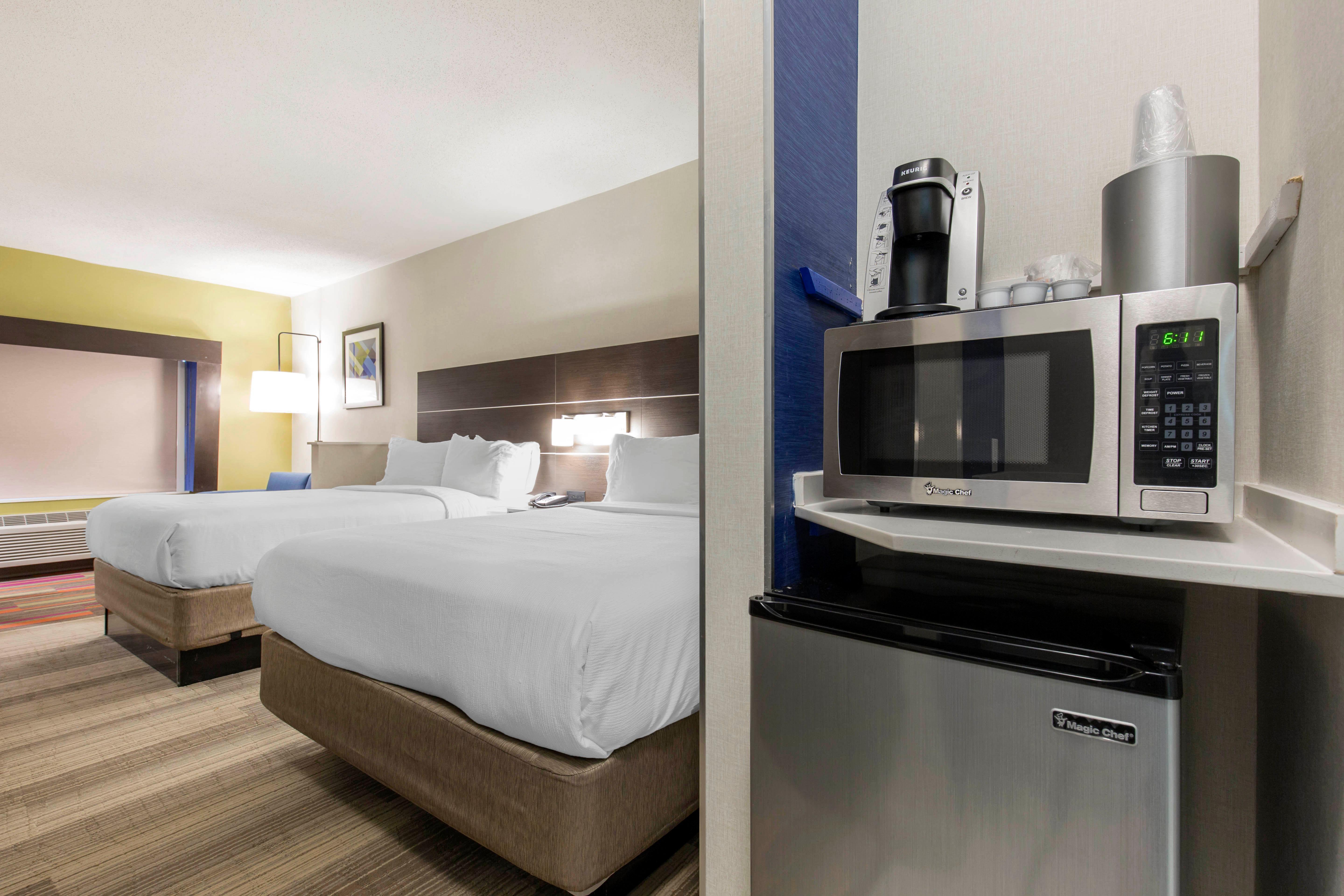 Holiday Inn Express And Suites Chicago West - St Charles By Ihg Сейнт Чарлз Екстериор снимка