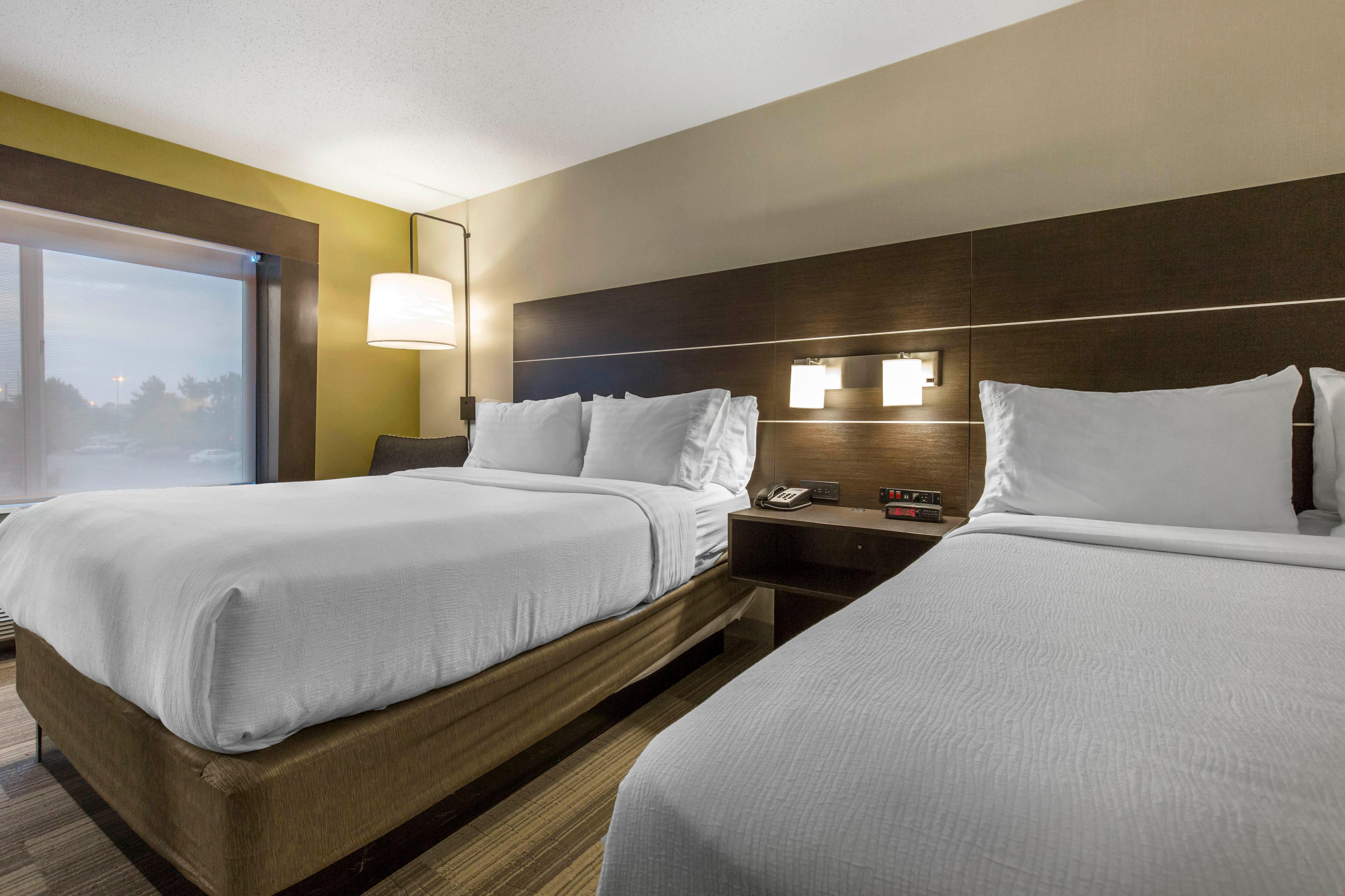 Holiday Inn Express And Suites Chicago West - St Charles By Ihg Сейнт Чарлз Екстериор снимка