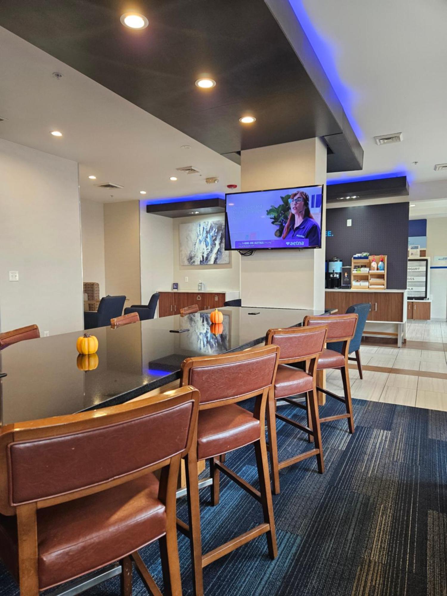 Holiday Inn Express And Suites Chicago West - St Charles By Ihg Сейнт Чарлз Екстериор снимка