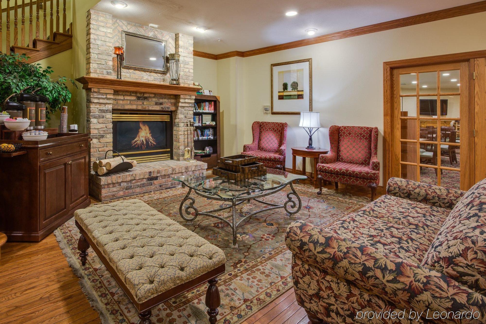 Holiday Inn Express And Suites Chicago West - St Charles By Ihg Сейнт Чарлз Екстериор снимка
