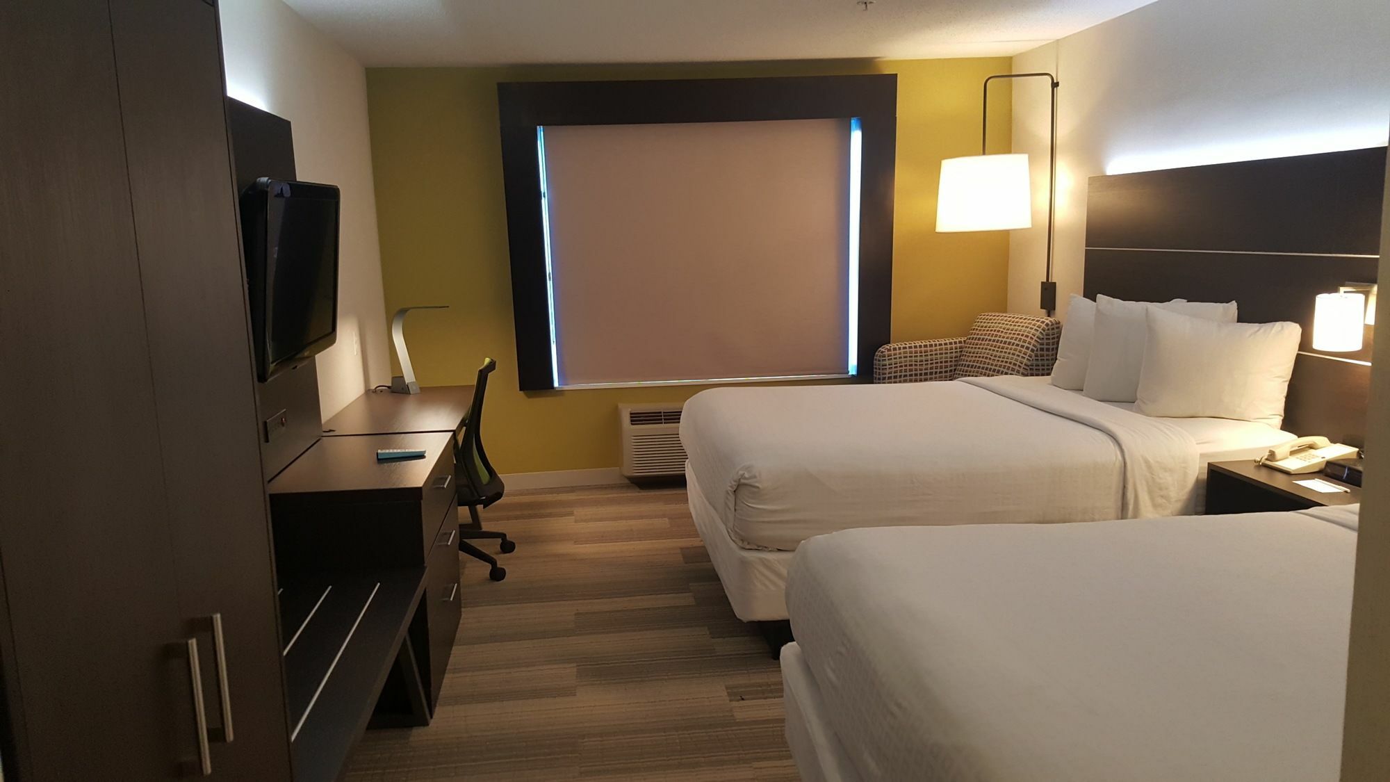 Holiday Inn Express And Suites Chicago West - St Charles By Ihg Сейнт Чарлз Екстериор снимка