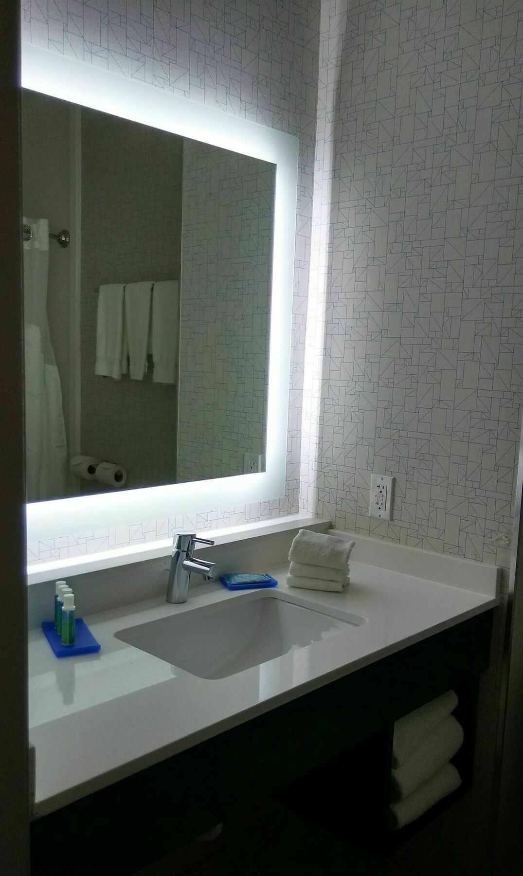Holiday Inn Express And Suites Chicago West - St Charles By Ihg Сейнт Чарлз Екстериор снимка